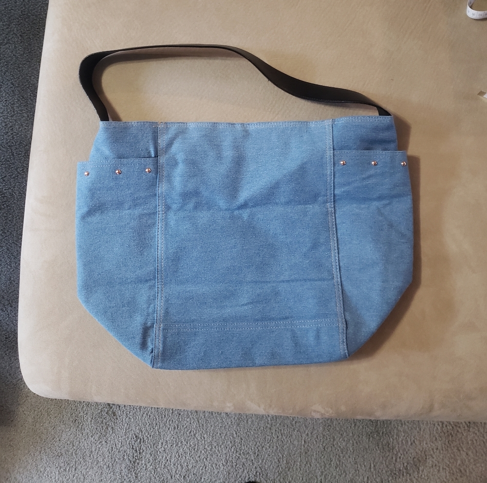 NWT Victoria's Secret denim tote bag - Picture 2 of 6